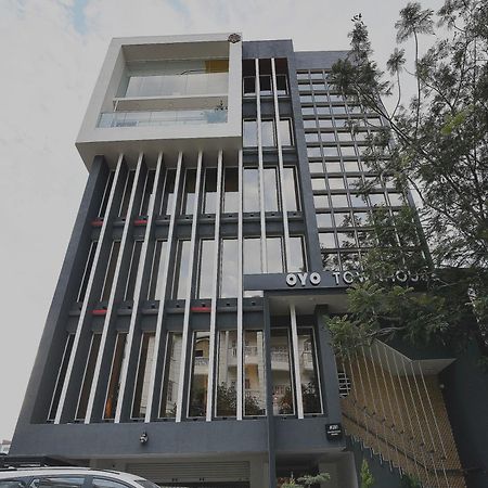 Super Townhouse Spruce Hotels Bellandur Bangalore Exterior foto